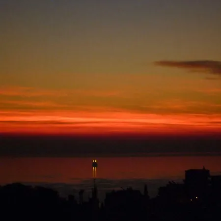 Апартаменты With Amazing View & Parking Кавала