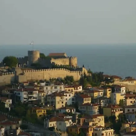 With Amazing View & Parking *