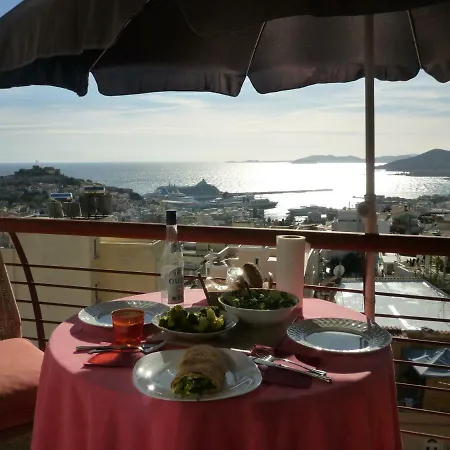 Апартаменты With Amazing View & Parking